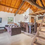 Casa Oliveira Geres - By Proguest