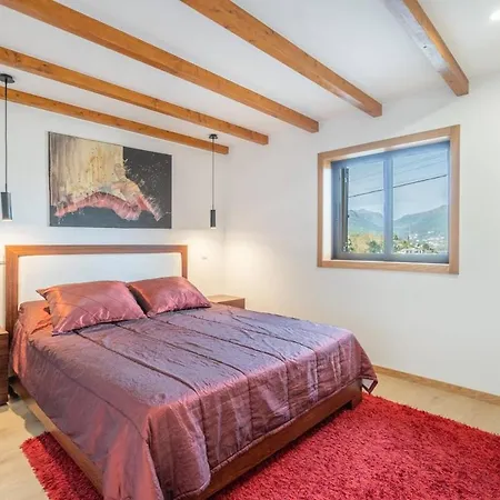 Casa Oliveira Geres - By Proguest بيت للعطل *
