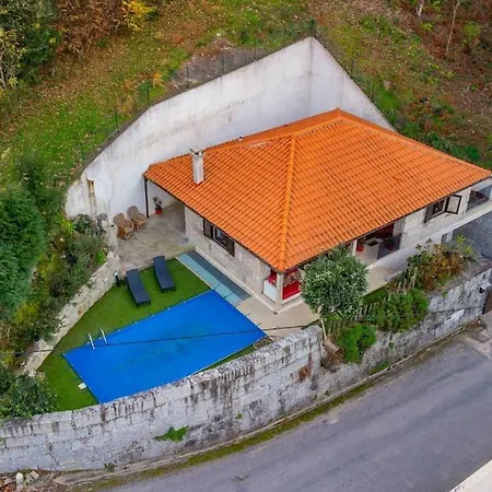 Casa Oliveira Geres - By Proguest بيت للعطل *