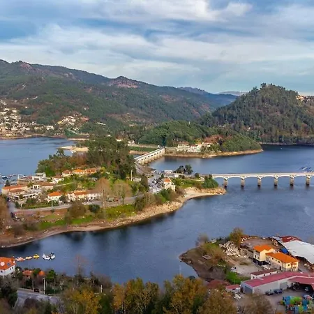 Casa Oliveira Geres *