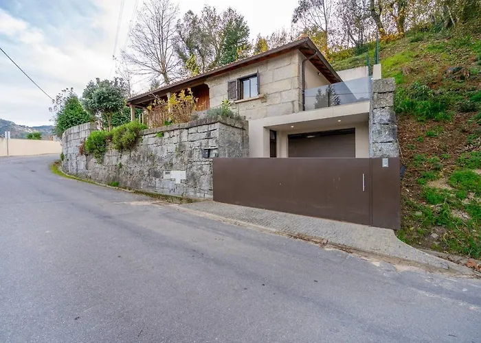 別荘 Casa Oliveira Geres テーラス・デ・ボウロ