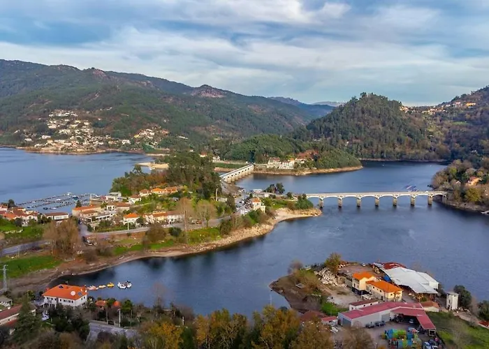 Casa Oliveira Geres *